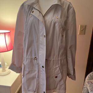 Women’s Charter Club rain jacket- white size L